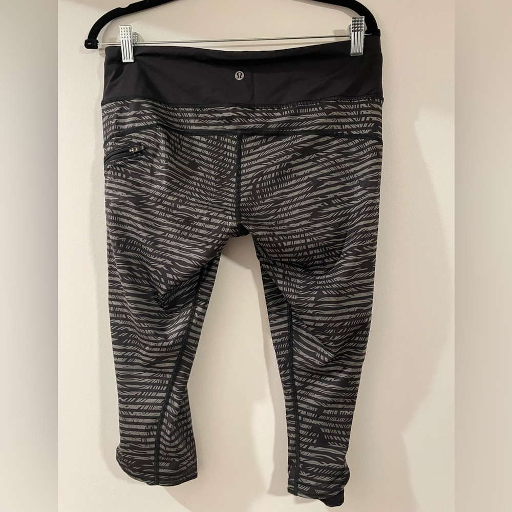 Lululemon cropped 12 - Picture 3 of 4
